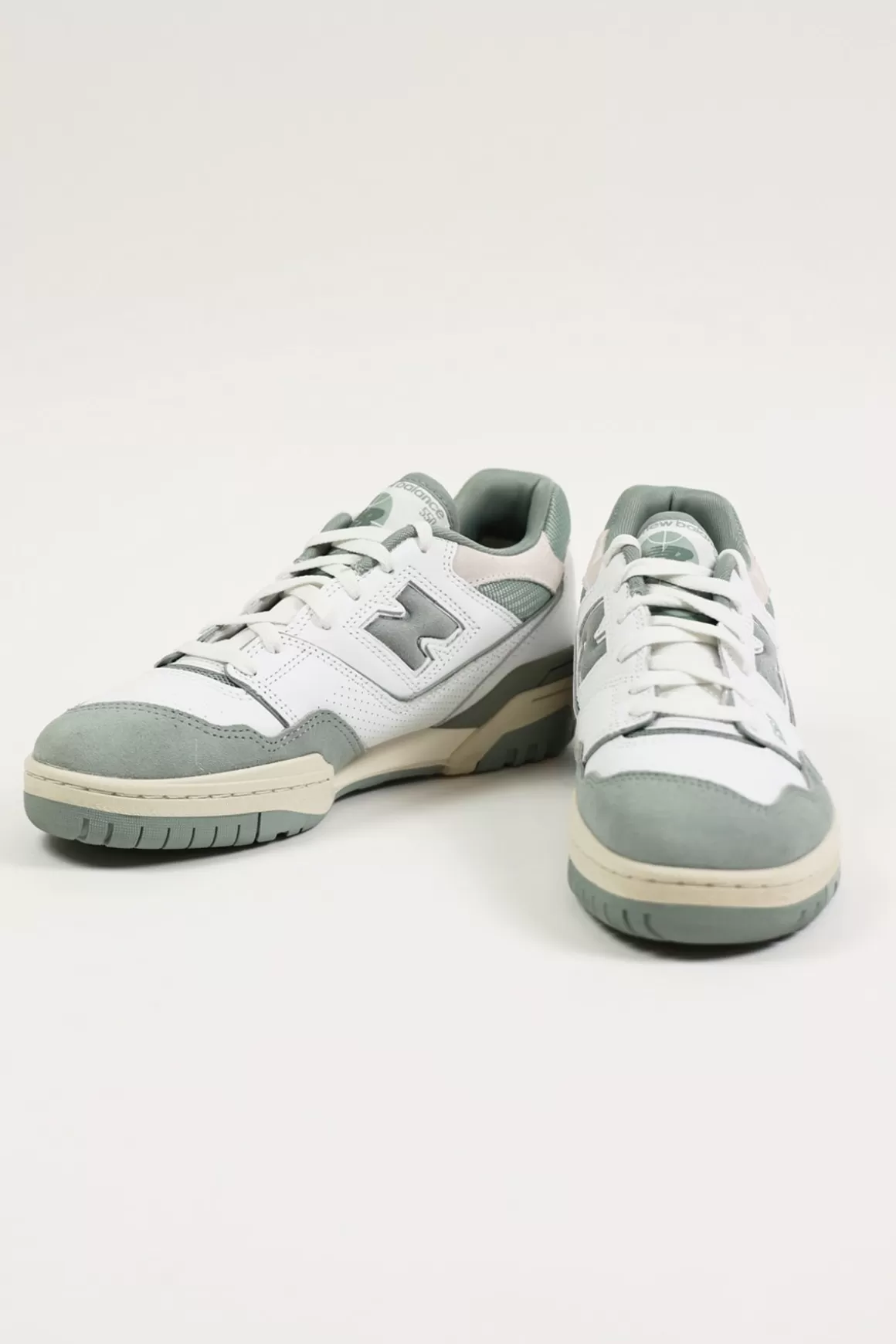 550 - White/Green>New Balance Discount