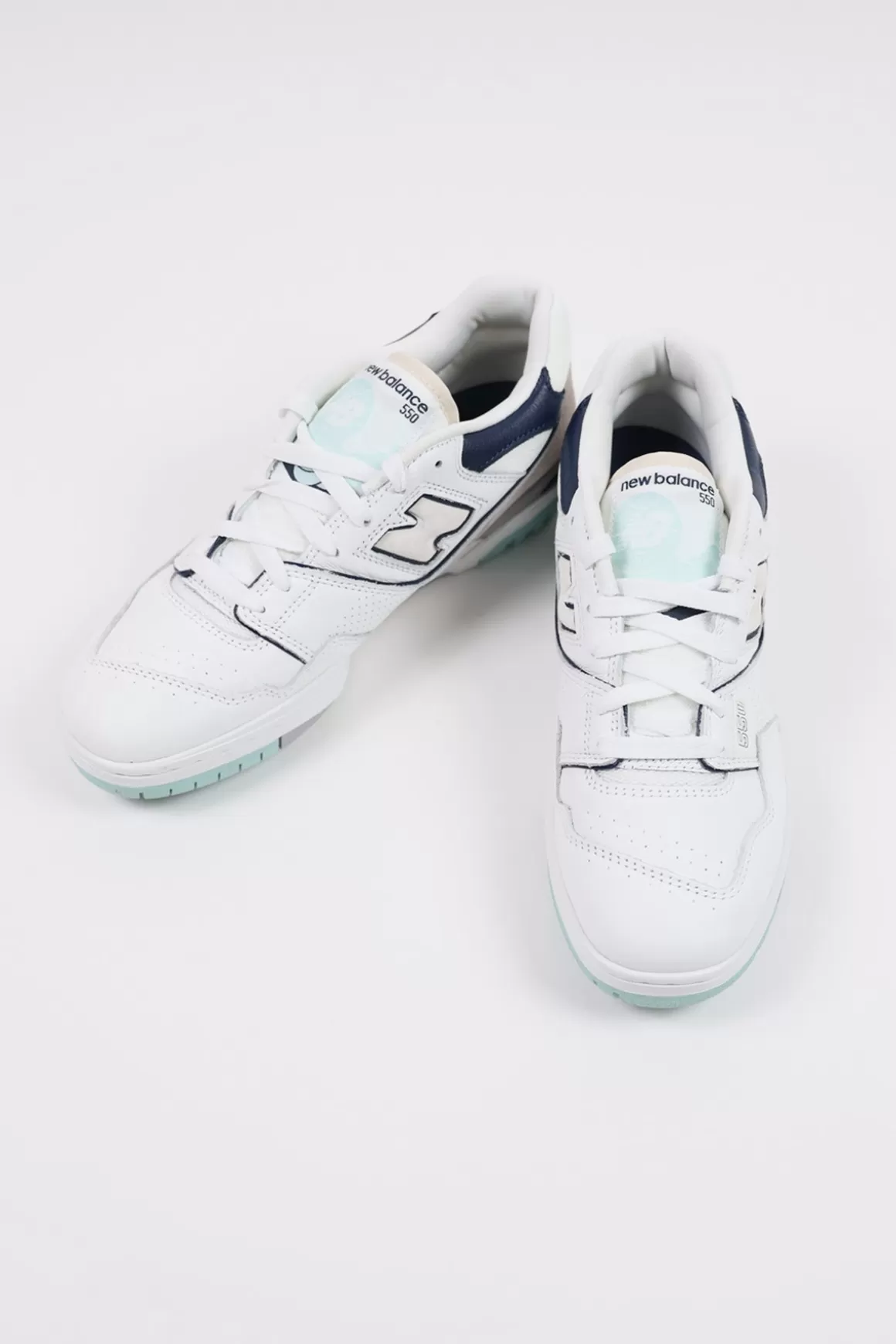 550 - White/Grey>New Balance Flash Sale