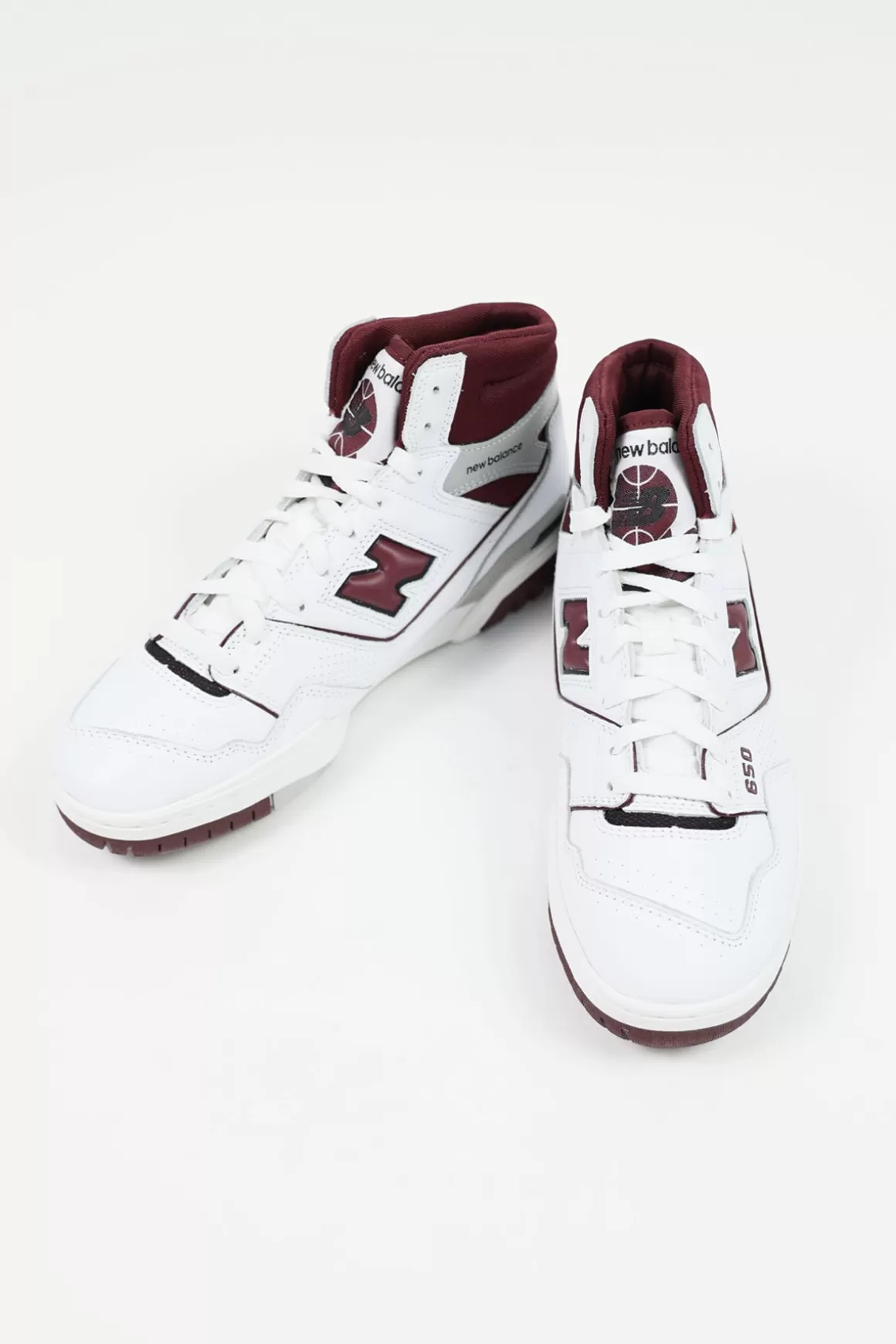 650 - White/Burgundy>New Balance Outlet