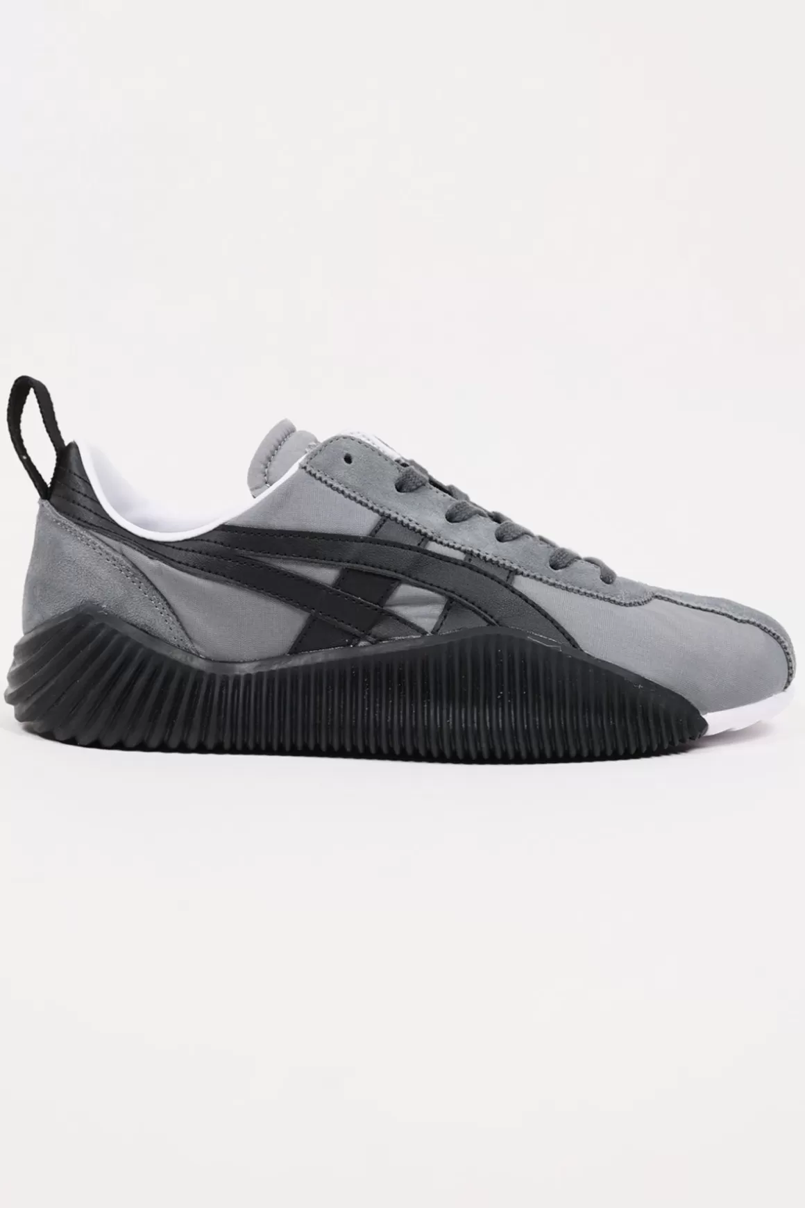 Acromount - Sheetrock/Black>Onitsuka Tiger Hot